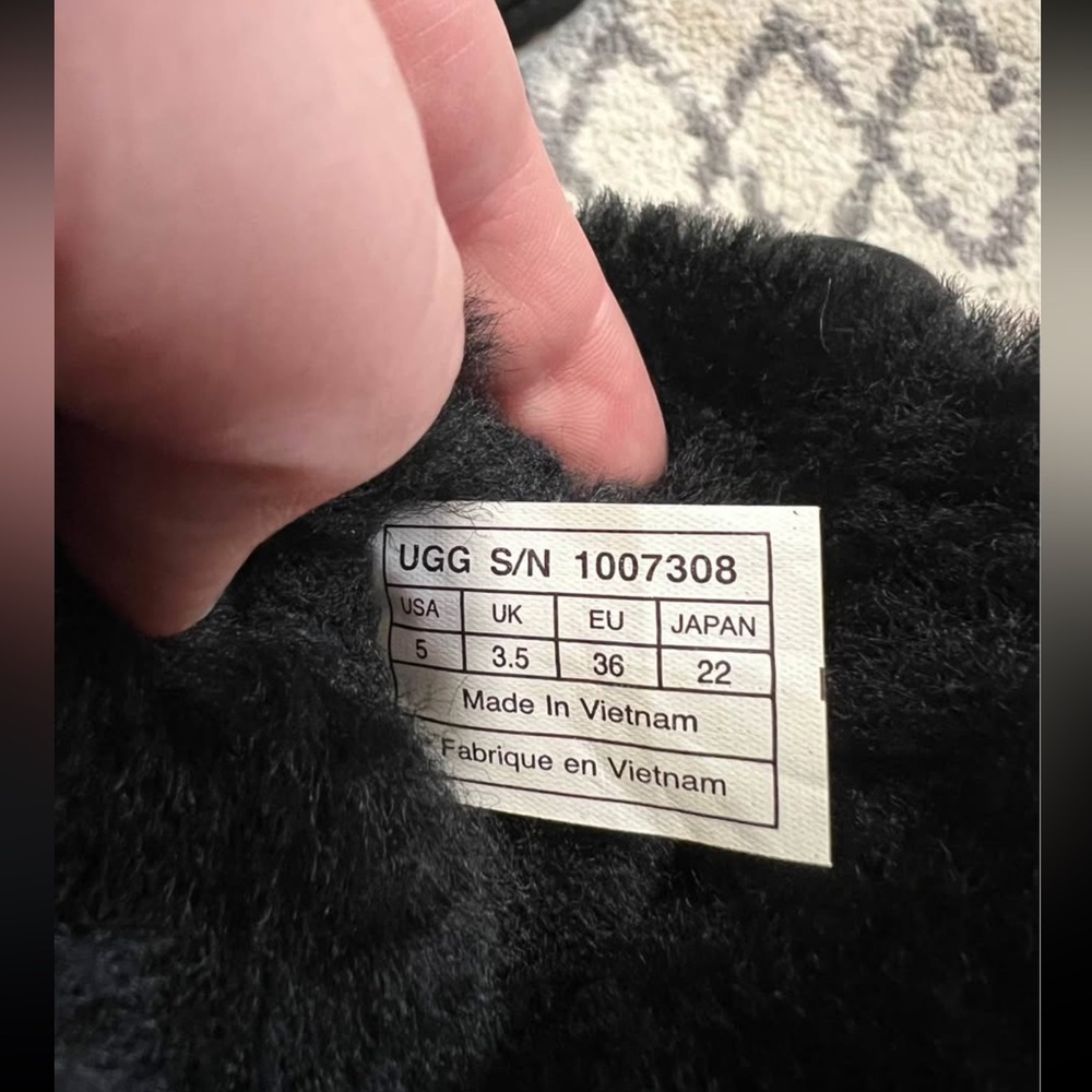 UGG Black Bailey Bow Tall II Boots - Picture 5 of 7